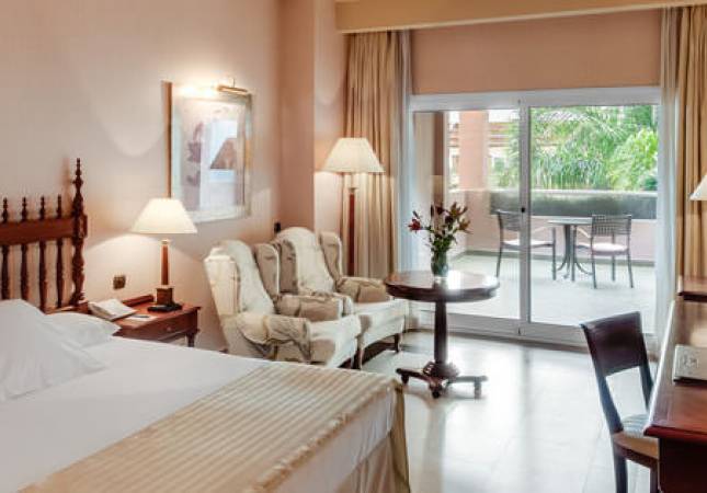 Las mejores habitaciones en Gran Hotel Elba Estepona Thalasso & Spa. Disfruta  los mejores precios de Malaga